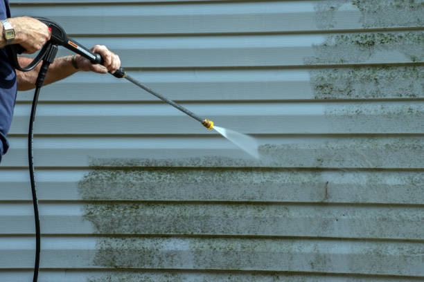 Best Pool Deck Cleaning  in North Browning, MT